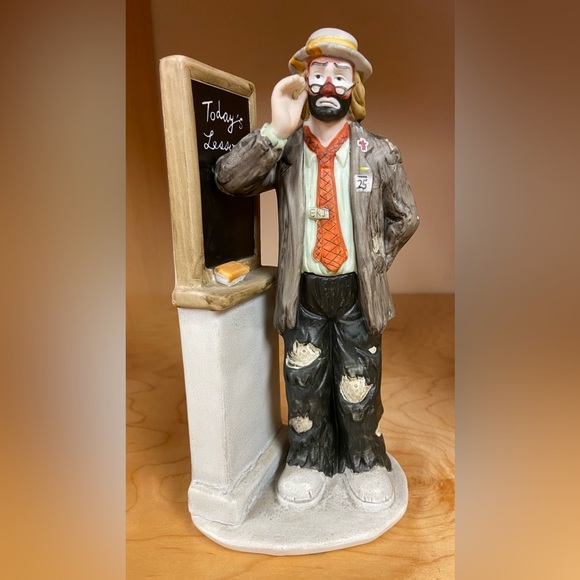 EMMETT KELLY JR CLOWN LARGE FIGURINE TEACHER COLLECTIBLE  SIGNED MUST SEE - Picture 1 of 5